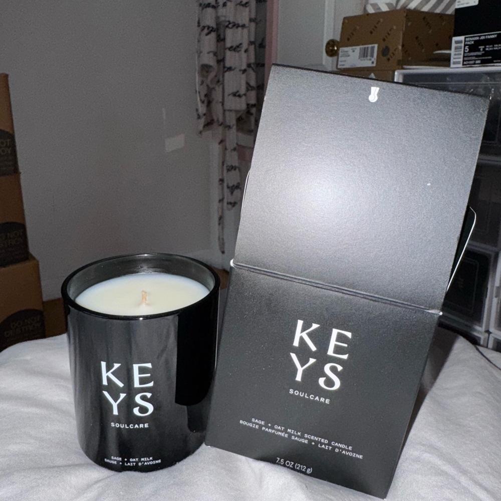 Keys Soulcare Black Scented Candle